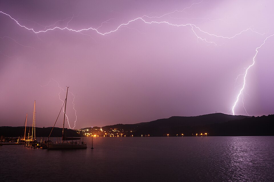 Lightning over the Hudson River valley, New York, USA